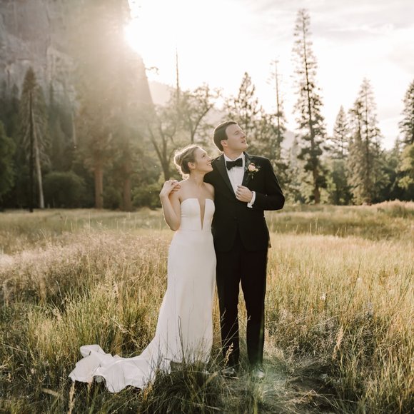Petite BHLDN Willowby by Watters Brannox Wedding Gown - size 0/2 - Picture 1 of 14